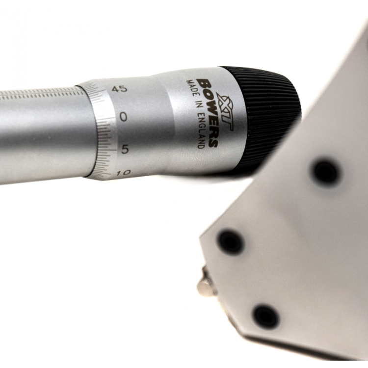 XTA Mekanik 3 Nokta Temaslı İç Çap Mikrometre Seti 100-150mm XTA Mekanik 3 Nokta Temaslı İç Çap Mikrometre Seti 100-150mm